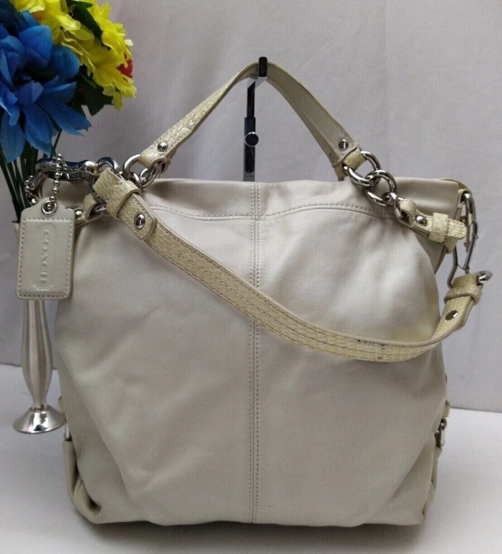Coach Ivory Soft Leather Snakeskin Detail Zipper Hobo Shoulder Bag